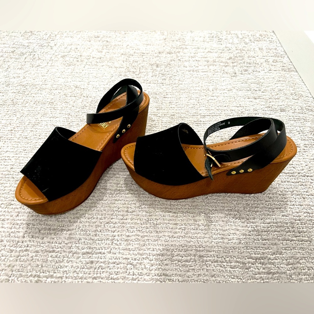 Seychelles Wedge